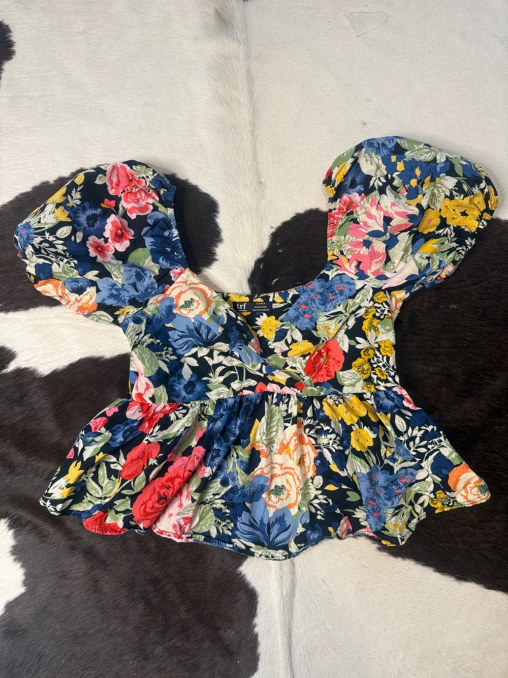 Zara Floral Puff Sleeve Peplum Top — Navy Multi